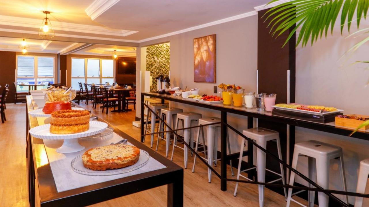 Hotel Genova Bc Balneário Camboriú المظهر الخارجي الصورة